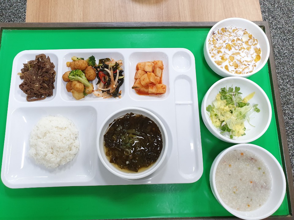 ���Ļ���