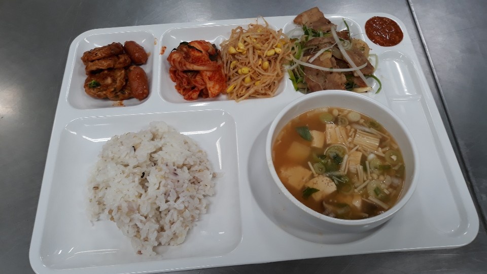 ���Ļ���