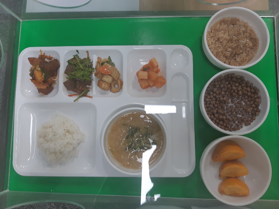 ���Ļ���