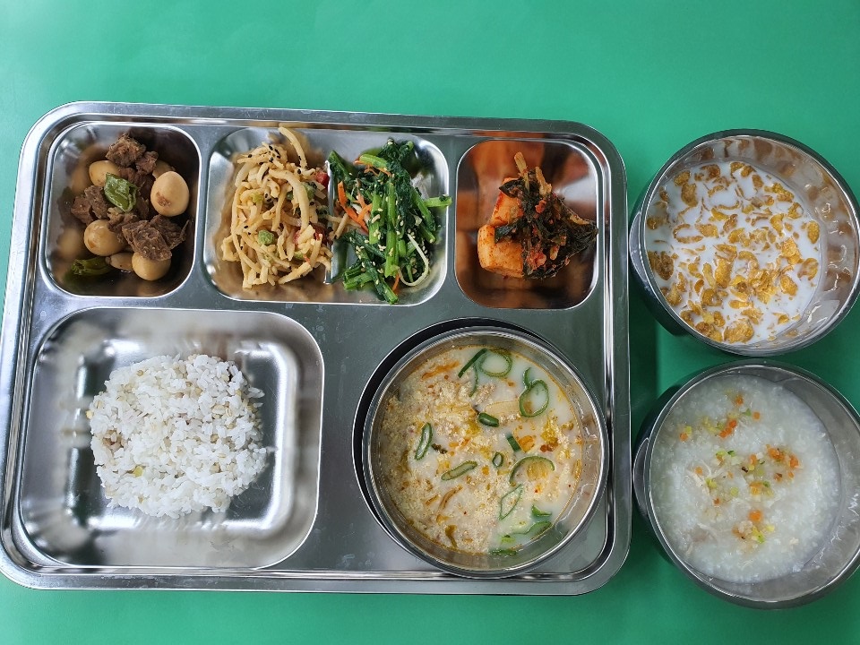 ���Ļ���