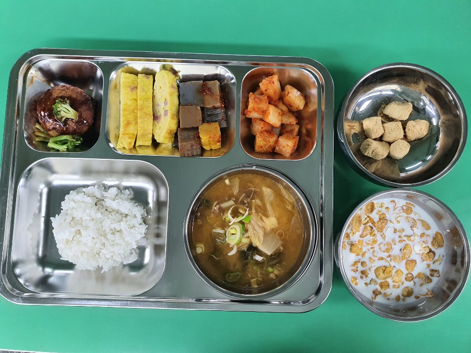 ���Ļ���