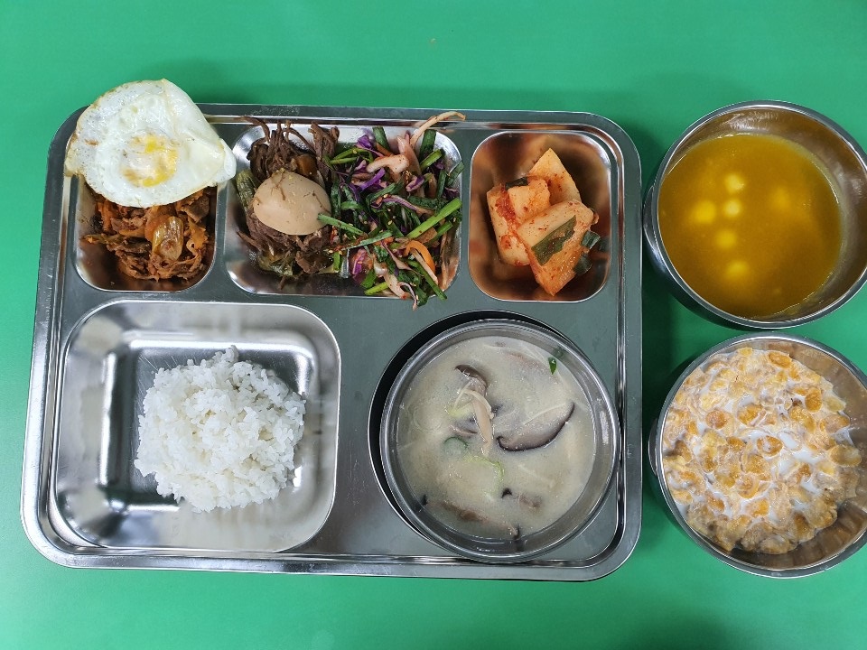 ���Ļ���