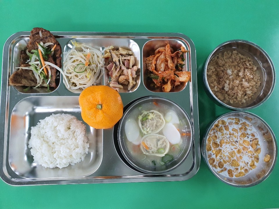 ���Ļ���