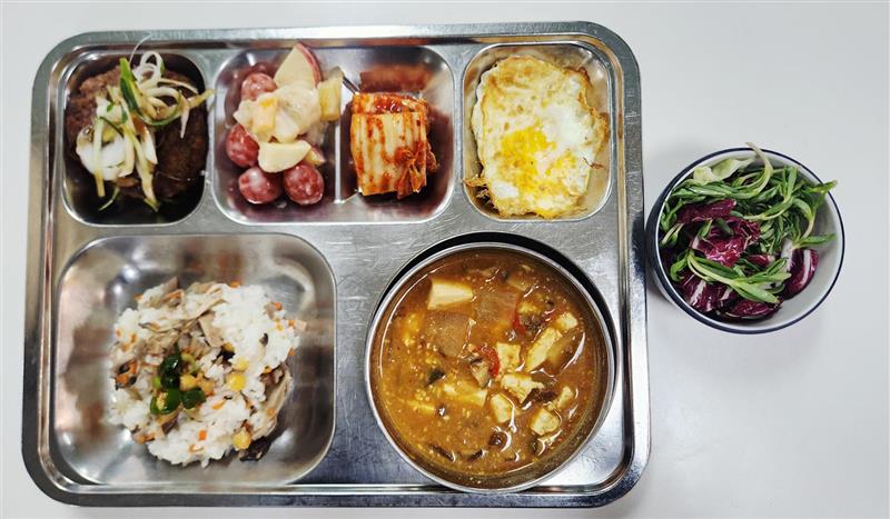 ���Ļ���